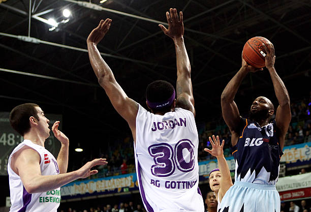 不拔的精神 不拔的精神